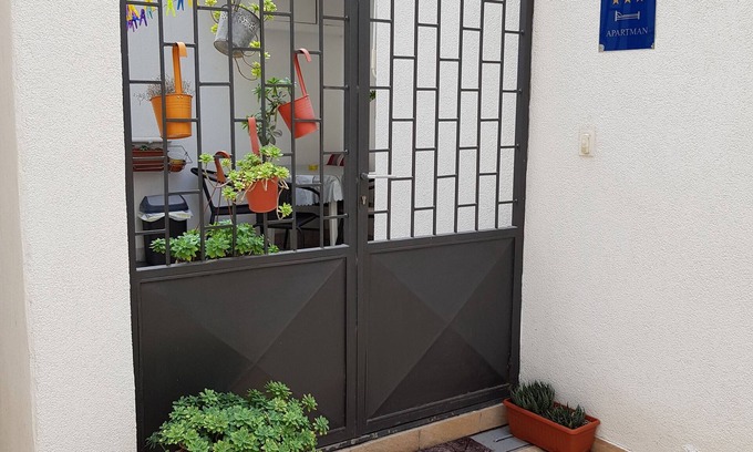 Bacvice Apartamento | Apartments Vicenco top location Split