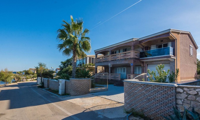 Vir Apartamento | Apartments Weiss