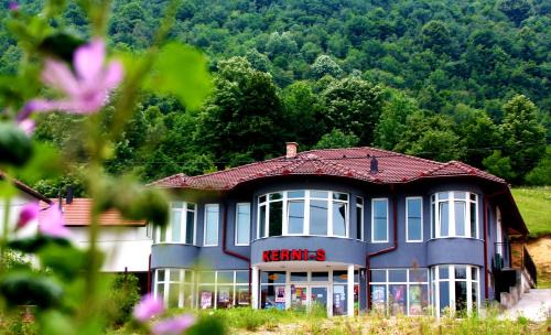Mali Radic Apartamento | Apartments Window