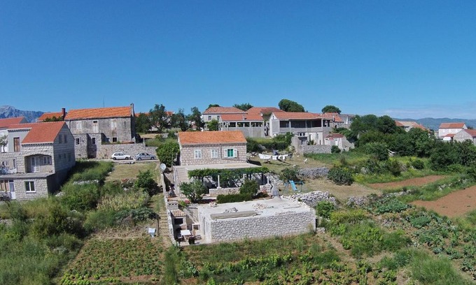 Vela Glavica Apartamento | Apartments with parking space Lumbarda, Korcula - 4429