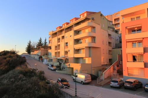 Gorinka Apartamento | Apartments with WiFi Makarska - 15307