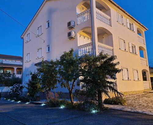 Silo Apartamento | Apartments Znidarec Ivan Silo Krk