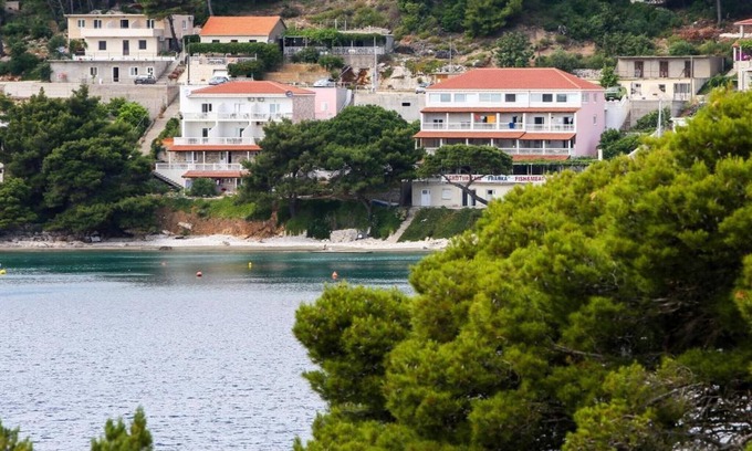 Saplunara Apartamento | Apartmetns Franka Saplunara-One-Bedroom Apartment with Terrace and Sea View No2