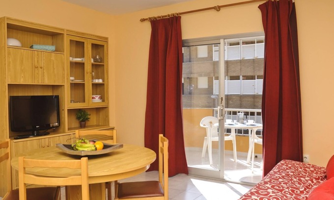 L'Estartit Apartamento | APCOSTAS Salats / un dormitorio