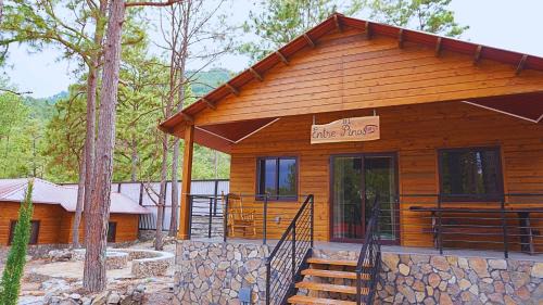 Gracias Chalet De Esquí | Apino Lodge del Celaque