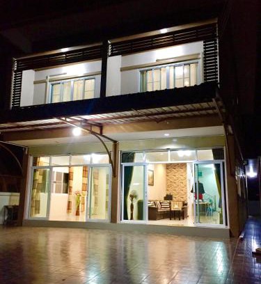 Ban Du Casa | Apinsaya House