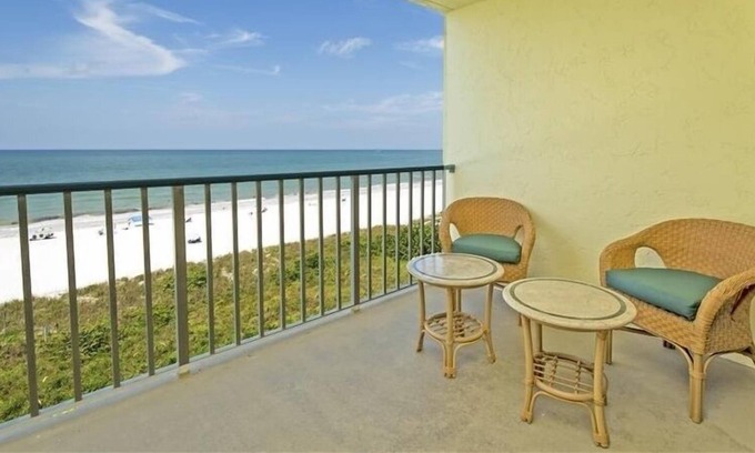 Marco Island Condominio | Apollo 505 - Apollo Minium 1 Bedroom Condo by Redawning