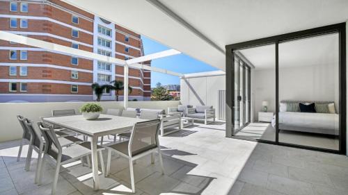 Terrigal Casa | Apollo Short Walk To Beach Accom Holidays