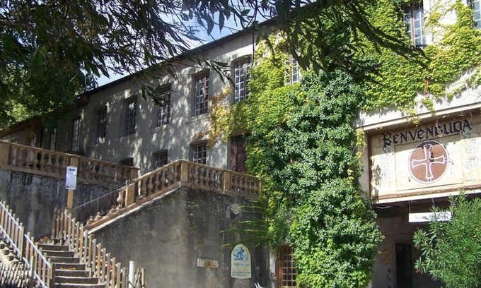 Montolieu Casa | Apostrophe