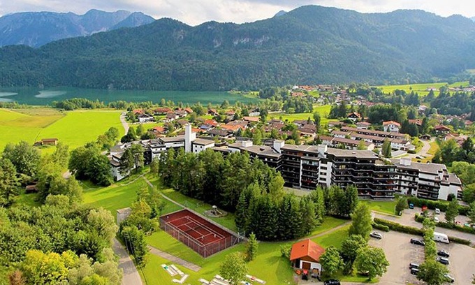 Fuessen Apartamento | App 3/219 - Gemütliche Fewo für 2-4 P m. Balkon + Bergblick - Ferienappartements Weissensee