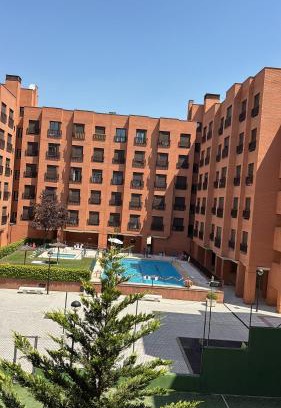 Rejas Apartamento | App Dichtbij vliegveld, Madrid centrum en IFEMA