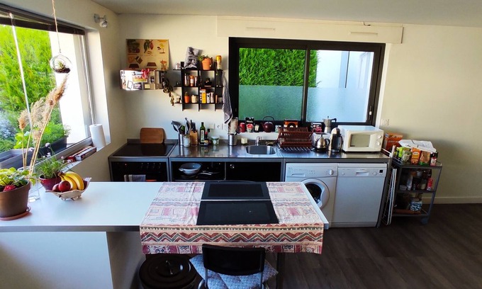 Saint-Sebastien-sur-Loire Apartamento | Appartement 4 Pers. au Calme Avec Parking Gratuit