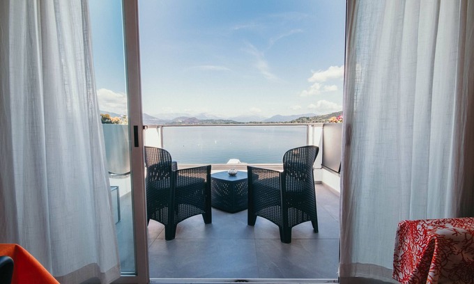 Villaggi Apartamento | CA. Appartamento Mattia - Lakeside L&B
