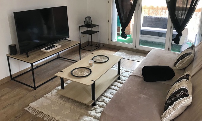 Fontaine Lestang-Bagatelle-Papus-Tabar-Bordelongue Apartamento | Apparemment Proche Métro et Commerces