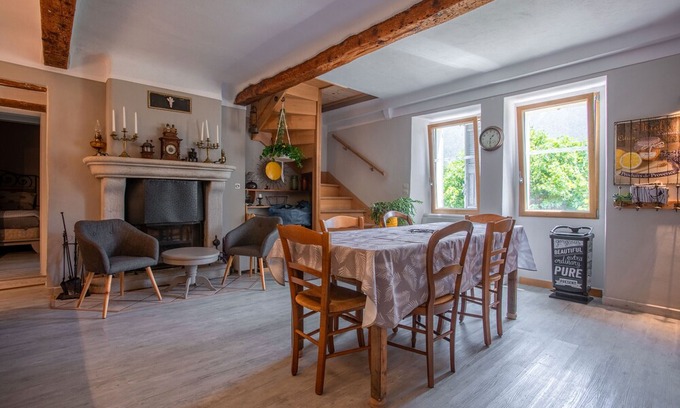 Valderoure Apartamento | Appart Authentique et Confortable