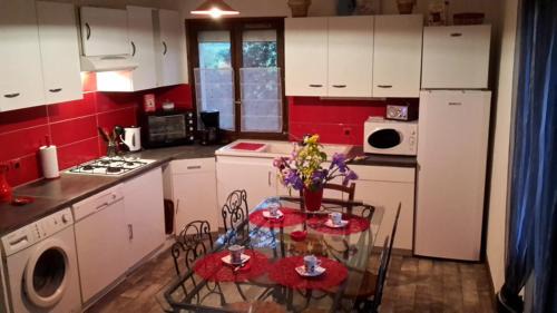 Villeneuve d'Aveyron Casa | Appart Bibi