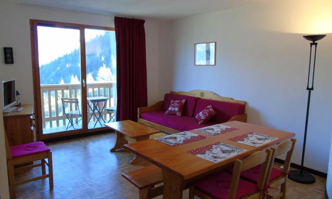 Valfrejus Apartamento | Appart cosy 4 pers à Valfréjus, animaux admis, parking - FR-1-561-19