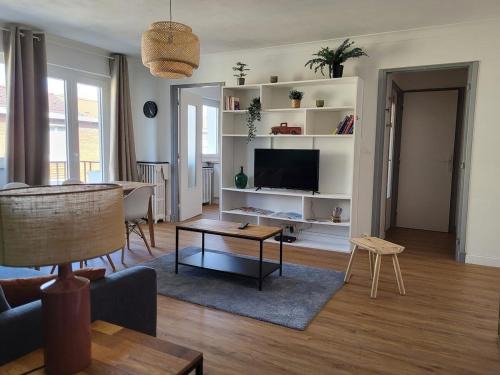 Marcq-en-Baroeul Apartamento | Appart Cosy parking privé Croisé Laroche près tram