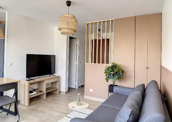Choisy-le-Roi Apartamento | APPART COSY PROCHE PARIS GARE ORLY TRAM WIFI 4PERS