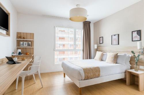 Yves Farge - Le Fleuve Apartamento | Appart hôtel Q7 Lodge Lyon 7