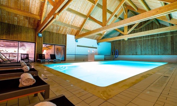 La Feclaz Condominio | Appart "premium" proche de la navette aux pistes, accès piscine!