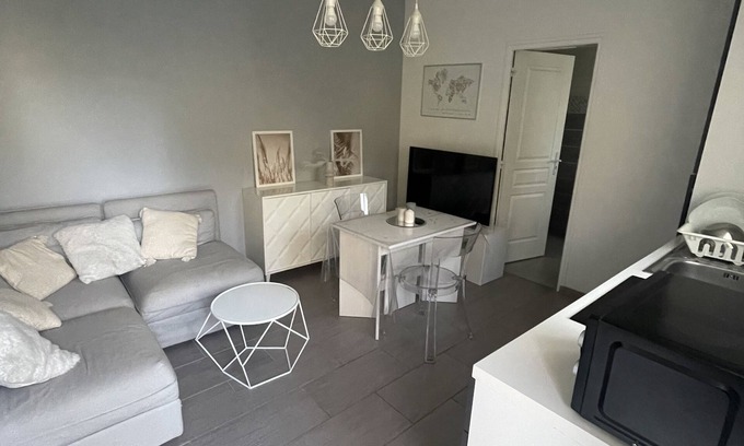 Tremblay-en-France Apartamento | Appart T2 Proche Aéroport Roissy