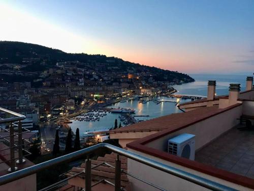 Porto Santo Stefano Apartamento | Appartamento Alfea
