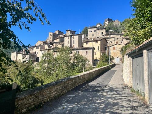 Precetto Apartamento | Appartamento a Valle San Martino di Spoleto