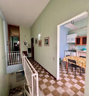 Scillichenti Apartamento | Appartamento Ai piedi dell' Etna per gruppi fino a 20 persone