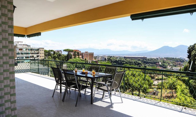 Capodimonte Apartamento | 90 m² Apartamento ∙ 2 habitaciones ∙ 6 personas