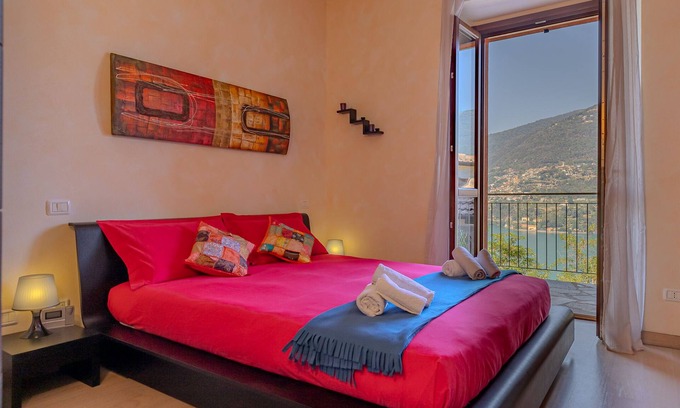 Blevio Apartamento | Appartamento con vista panoramica sul Lago di Como