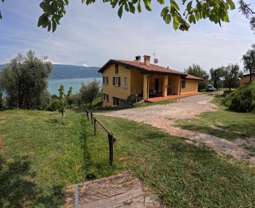 Villavetro Apartamento | Appartamento Cristol