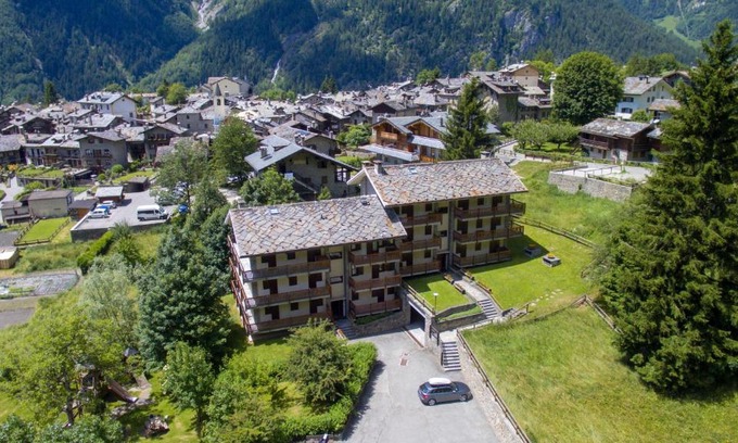 Verrand Apartamento | Appartamento in stile alpino a Courmayeur