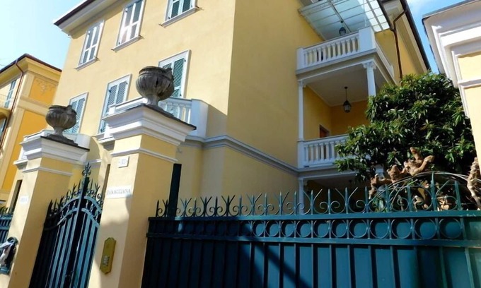 Levanto Apartamento | Appartamento in Villa