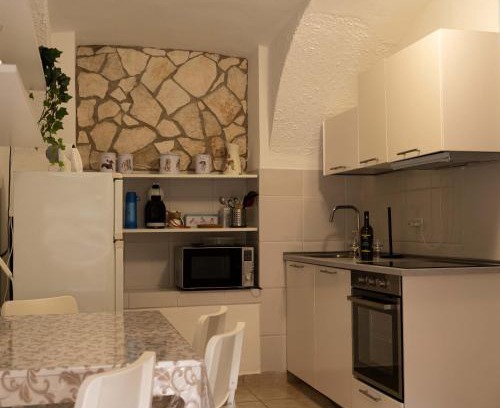 Montinelle Apartamento | APPARTAMENTO LA ROCCA