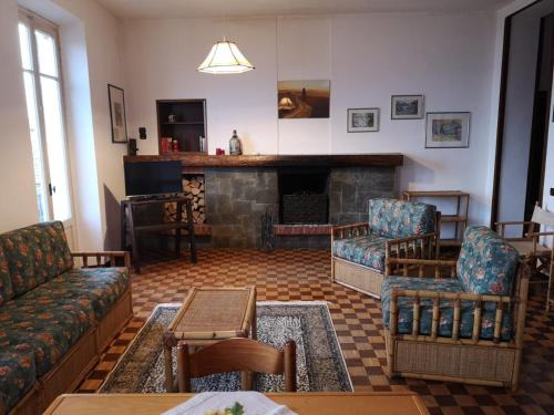 Arona Apartamento | Appartamento LE DUE ROCCHE