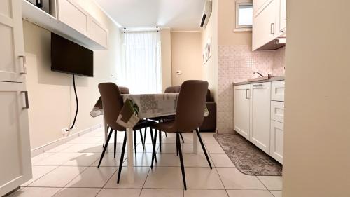 Marebello Apartamento | Appartamento Mantova 135 - Affitti Brevi Italia