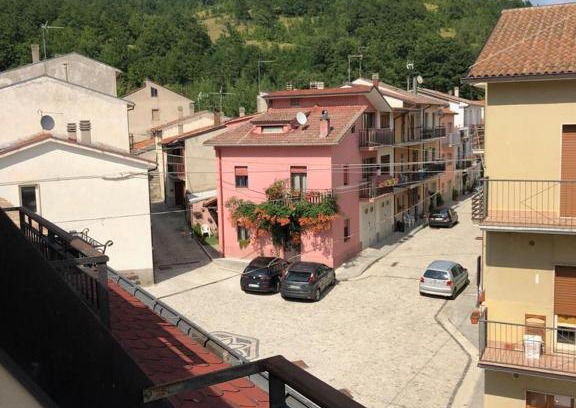 Ateleta Apartamento | Appartamento piazzetta 3
