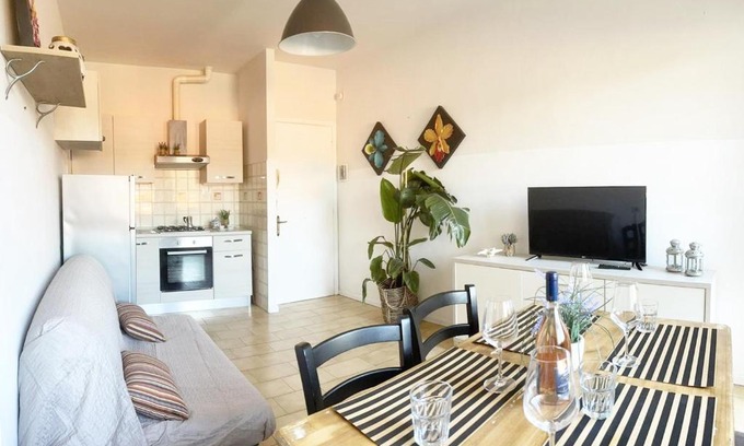 Mazzanta Apartamento | Appartamento Quelli Della Notte a La Mazzanta by Zoom In Earth