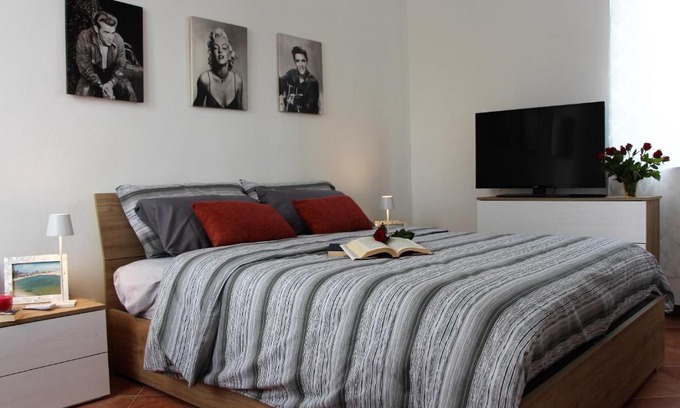 Tortona Apartamento | Appartamento Relax