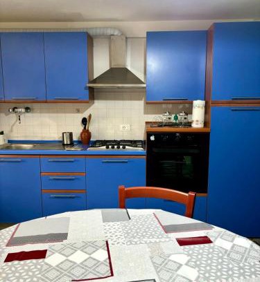 Marina di Carrara Apartamento | Appartamento Thea
