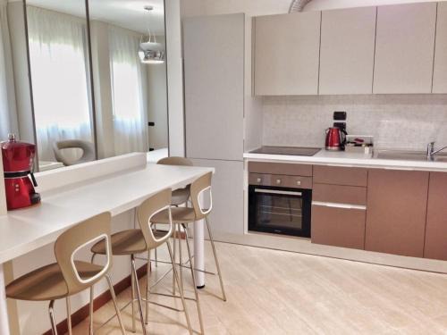 Precotto Apartamento | Appartamento vicino metro Precotto, garage gratuito