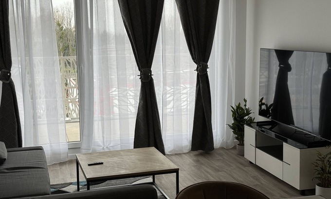 Pierrefitte-sur-Seine Apartamento | Appartement Neuf Style Epure
