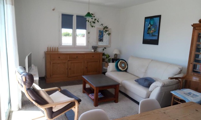 Saint-Quentin-la-Poterie Apartamento | appartement cosy, lumineux et calme