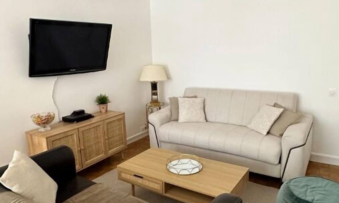 Parchamp–Albert Kahn Apartamento | Appartement Cosy et Neuf à 3 Mins du Metro Ligne 10