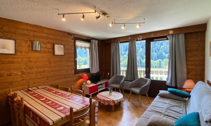 La Chapelle-d'Abondance Apartamento | Appartement cosy au cœur du village avec Multi Pass et balcon sud - FR-1-692-23