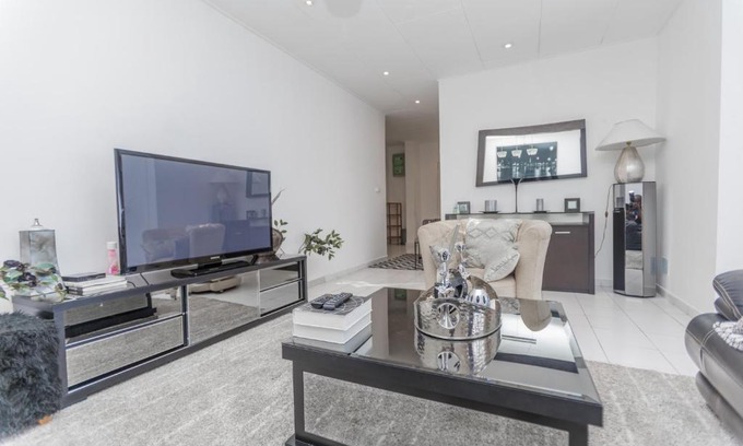 Pointe-Noire Apartamento | Appartement à 700m gare centrale/plage