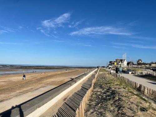 Langrune-sur-Mer Apartamento | Appartement 100 m de la plage