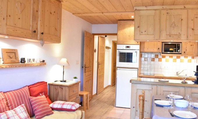 Meribel Apartamento | Appartement 2 pièces avec balcon à Méribel, proche commerces et pistes - FR-1-180-86