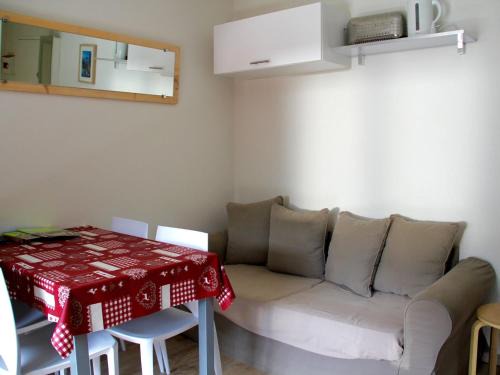 Valloire Apartamento | Appartement 2 pièces cabine pour 4 pers, proche centre et pistes, balcon exposé ouest - FR-1-263-481